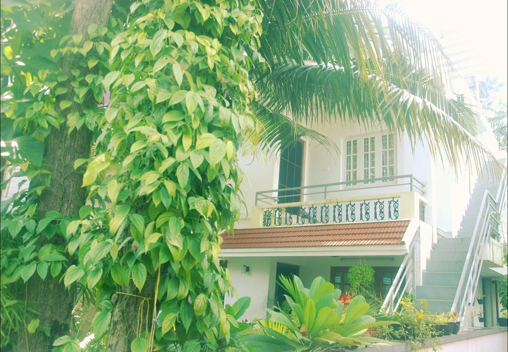 Villa Mariana Kochi Exteriér fotografie